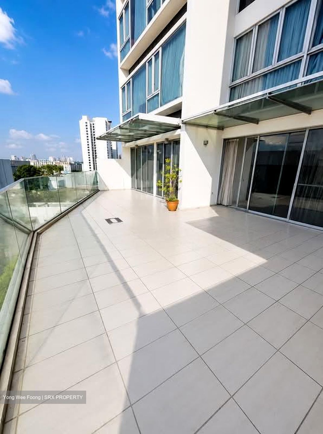 Centro Residences (D20), Condominium #556515821